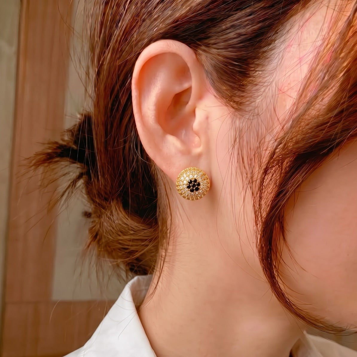 Stylish Design Gold Plated Crystal Stones Earring For Girls/Women