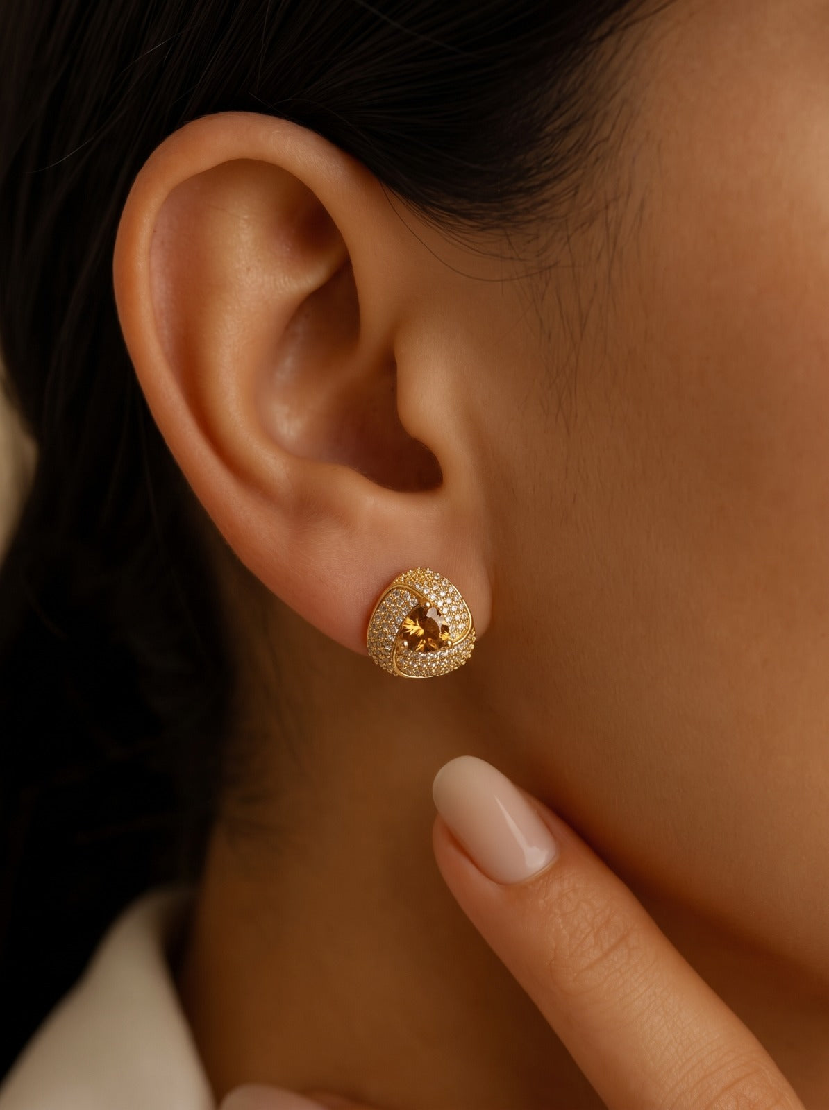 Elegant Design Gold Plated Crystal Stones Earring For Girls/Women