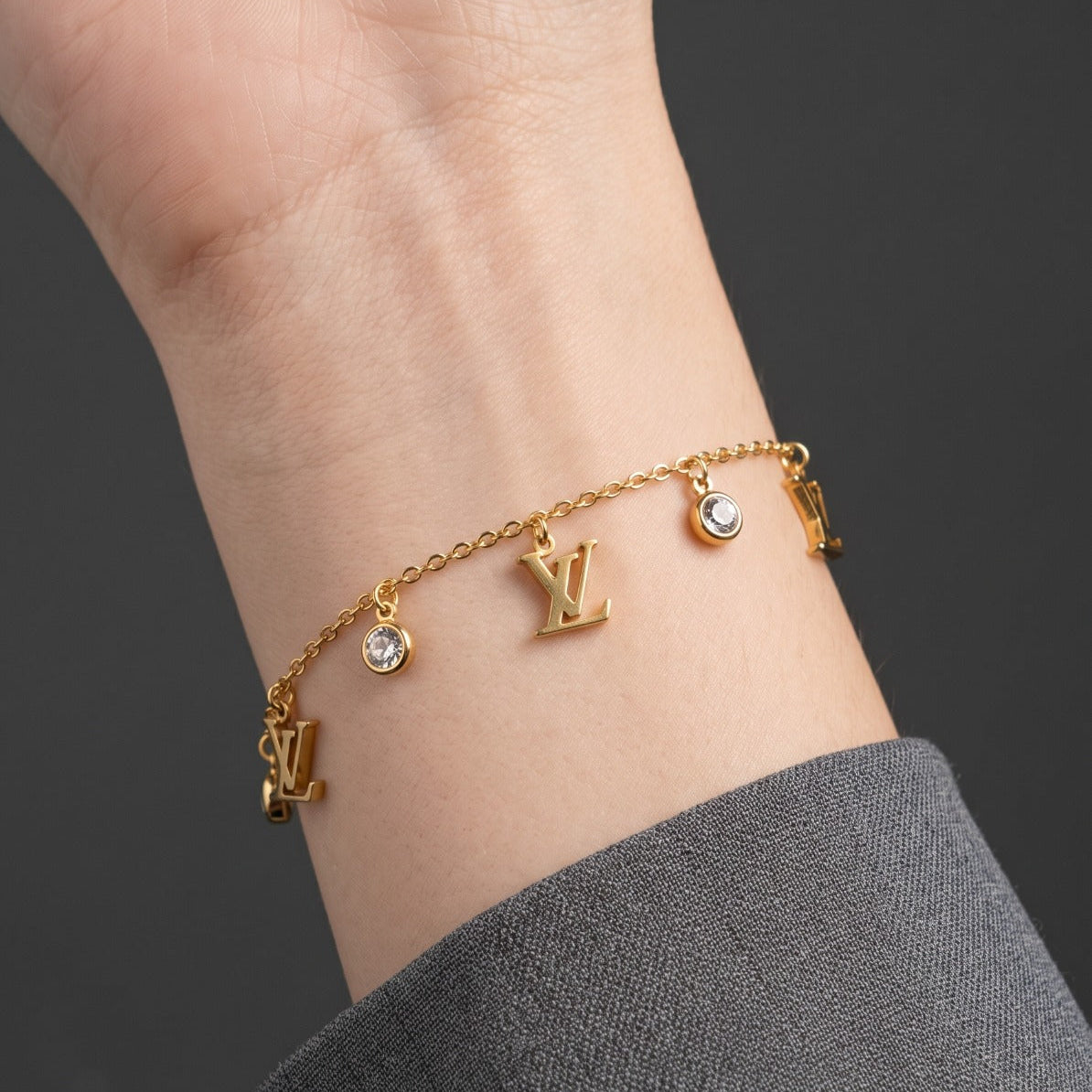 Sparkling Design Gold Plated Crystal Stones Bracelet For Girls/women