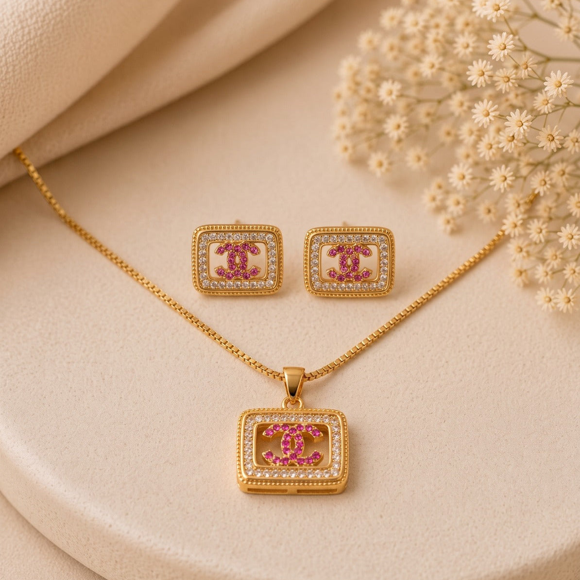 Dazzling Design Gold Plated Necklace Set for Girls/Women