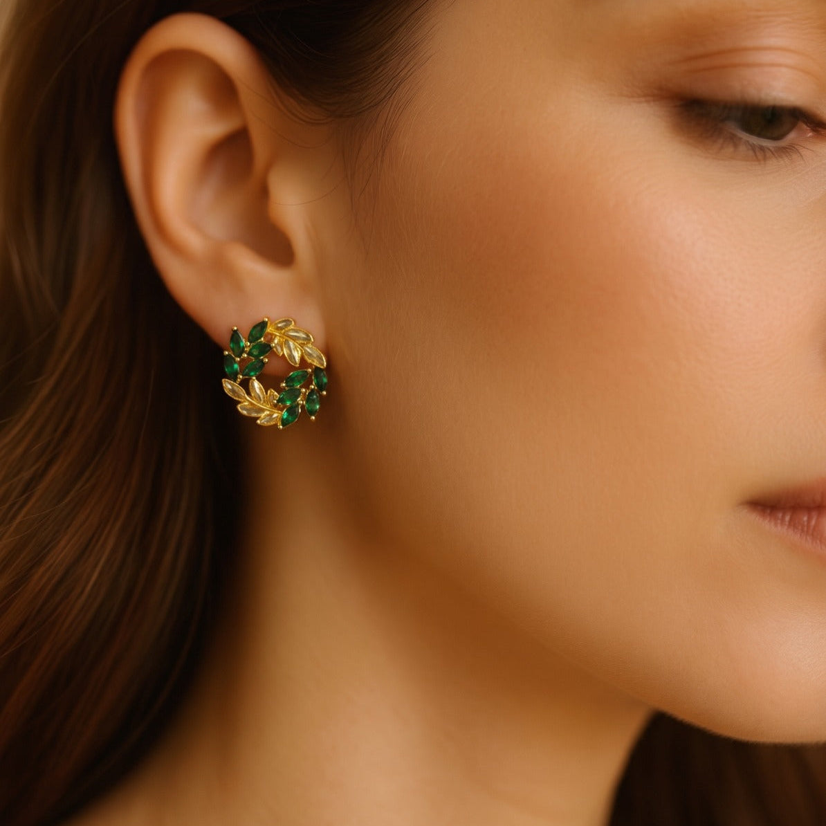 Gorgeous Design Gold Plated Crystal Stones Earrings For Girls/Women