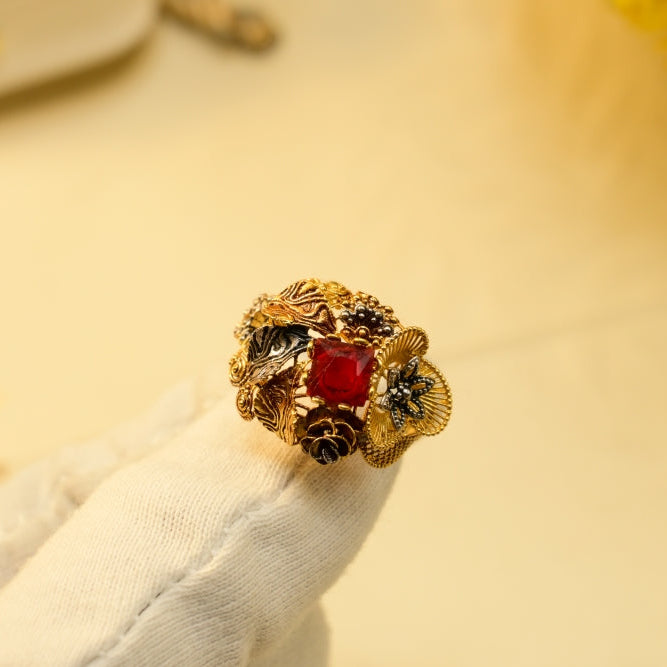 Stylish Unique Design Gold Plated Ring For Girls/women