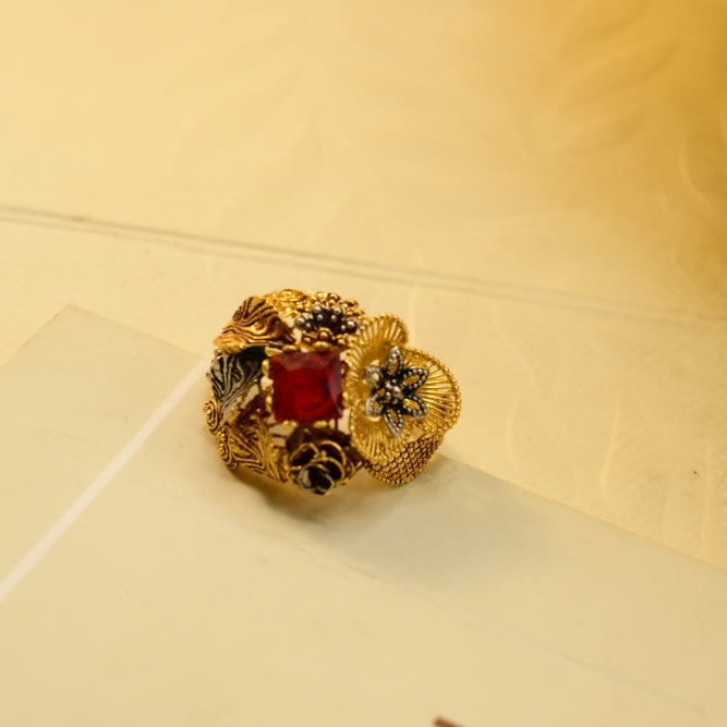 Stylish Unique Design Gold Plated Ring For Girls/women