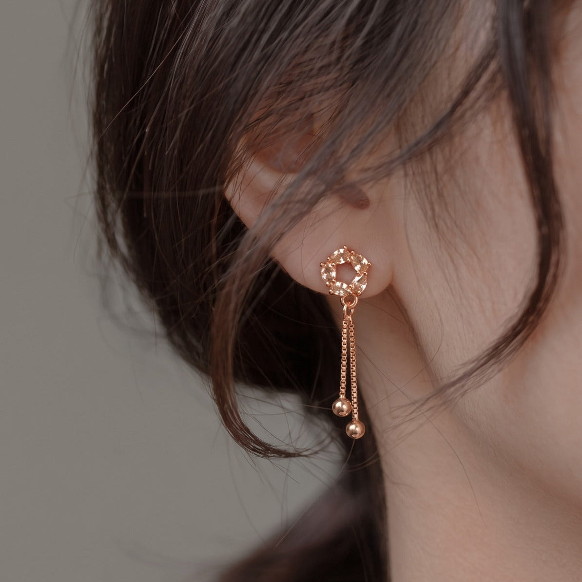 Luminous Design Gold Plated Crystal Stones Earring For Girls/women