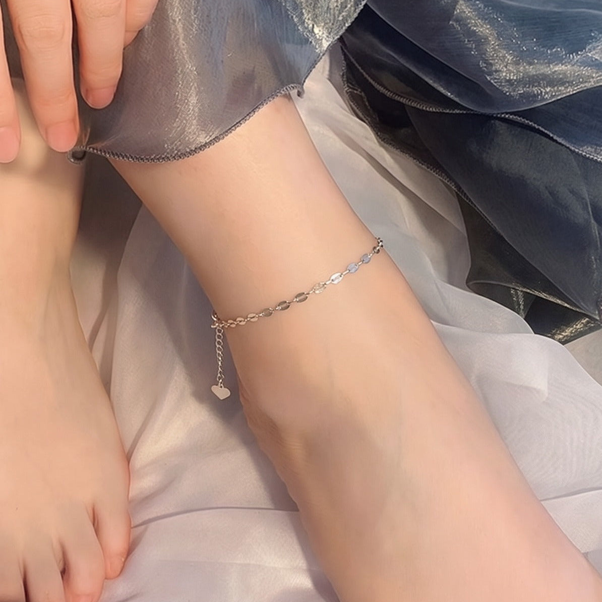 Luminous Unique Design Silver Plated Anklet for Girls/Women