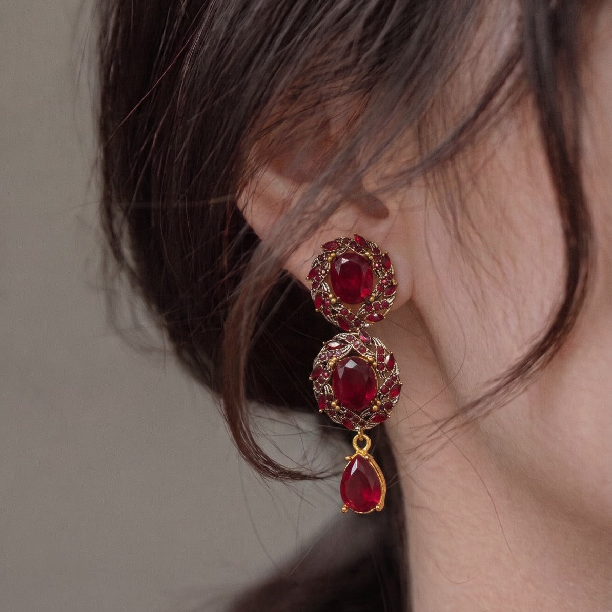Luxury Design Gold Plated Crystal Stones Earring For Girls/women