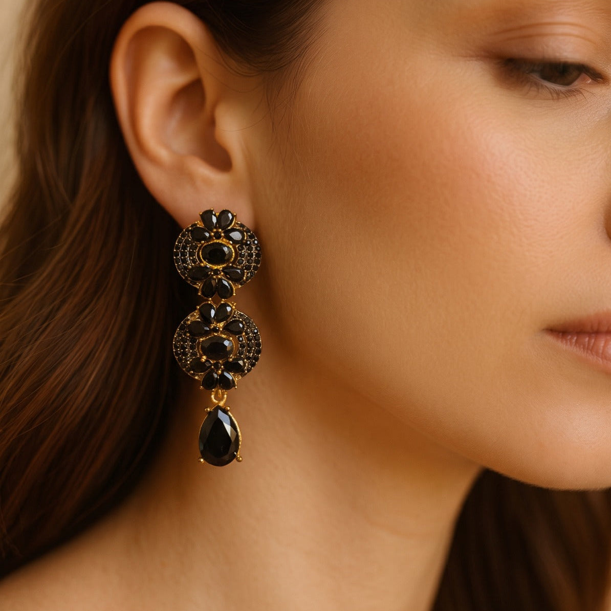 Dazzling Design Gold Plated Crystal Stones Earring For Girls/women