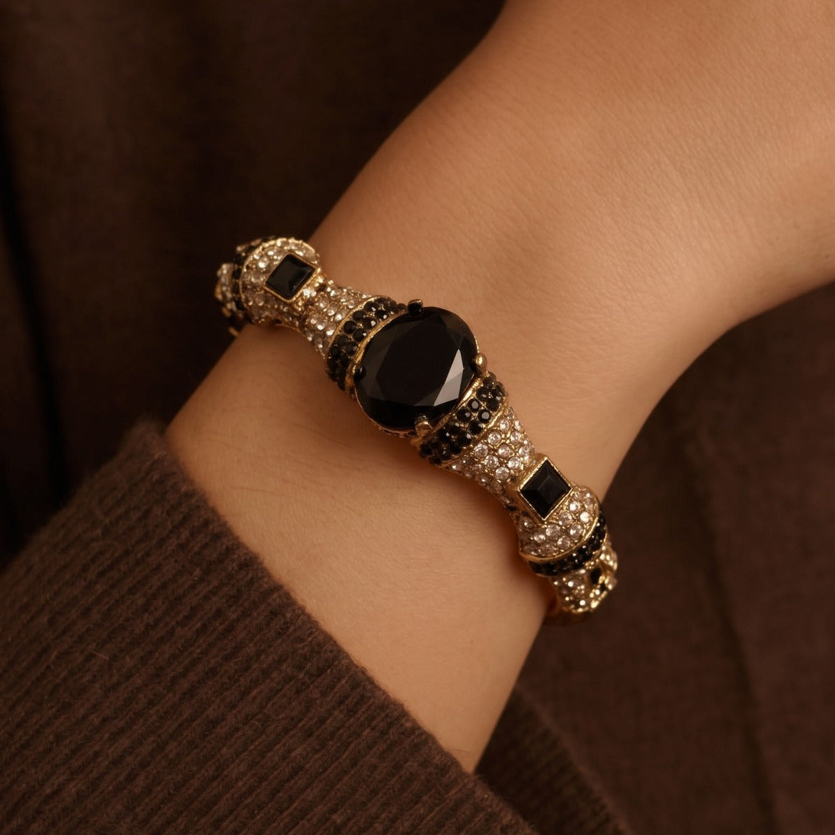 Sparkling Design Gold Plated Crystal Stones Bangle For Girls/women