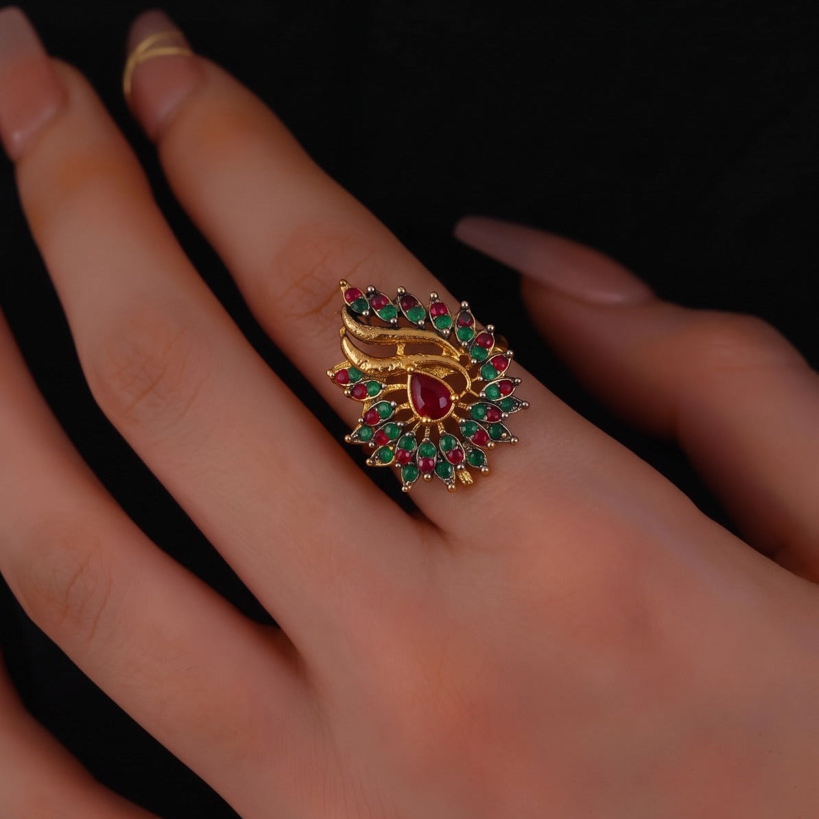 Fancy Design Gold Plated Crystal Stones Ring For Girls/women