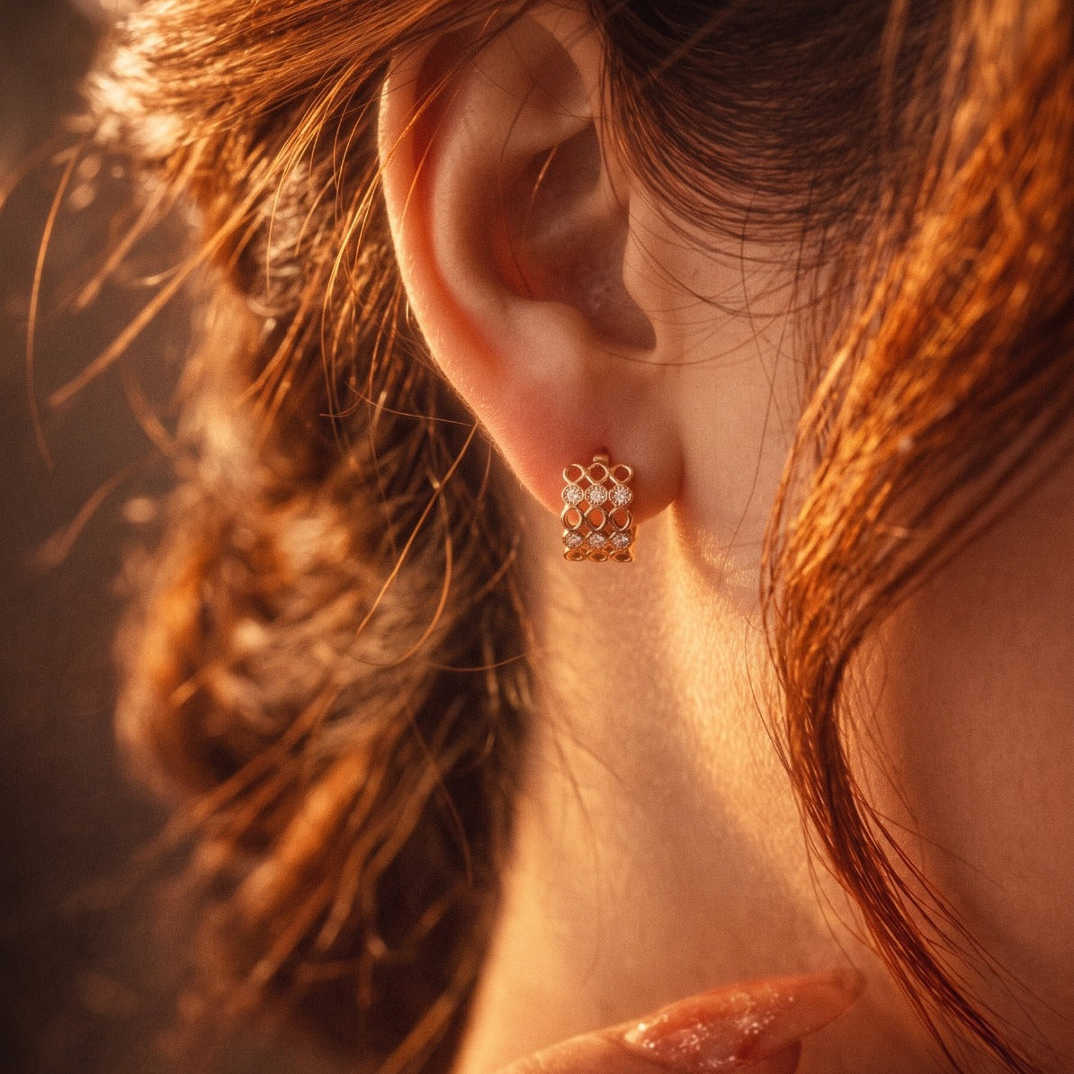 Dazzling Design Gold Plated Crystal Stones Earring For Girls/women