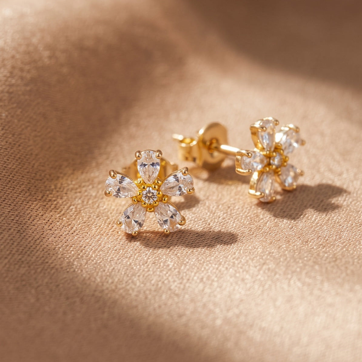 Fancy Design Gold Plated Crystal Stones Earrings For Girls/women