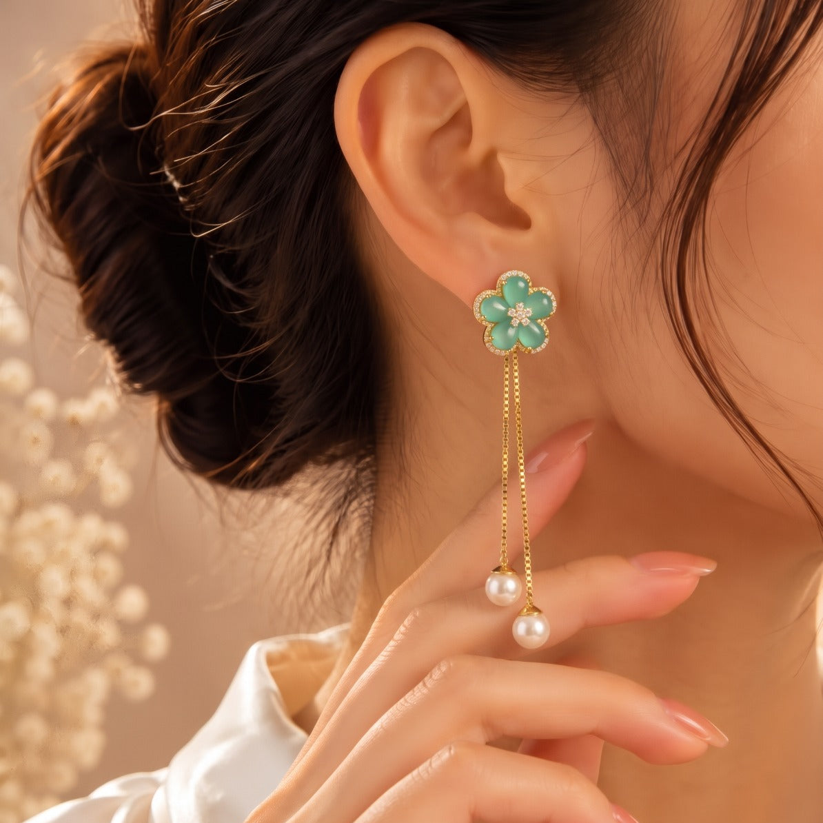 Sparkling Design Gold Plated Crystal Stones Earring For Girls/women