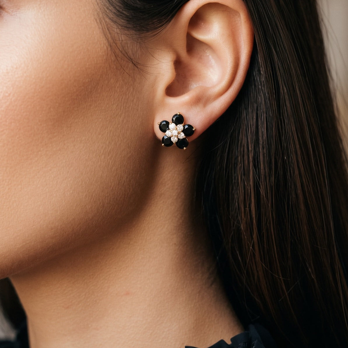 Glamorous Design Gold Plated Crystal Stones Earrings For Girls/women