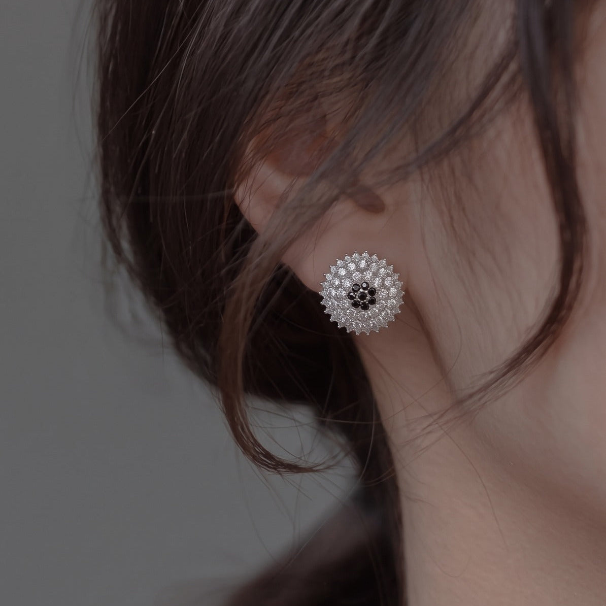 Stylish Unique Design Silver Plated Crystal Stones Earrings For Girls/women