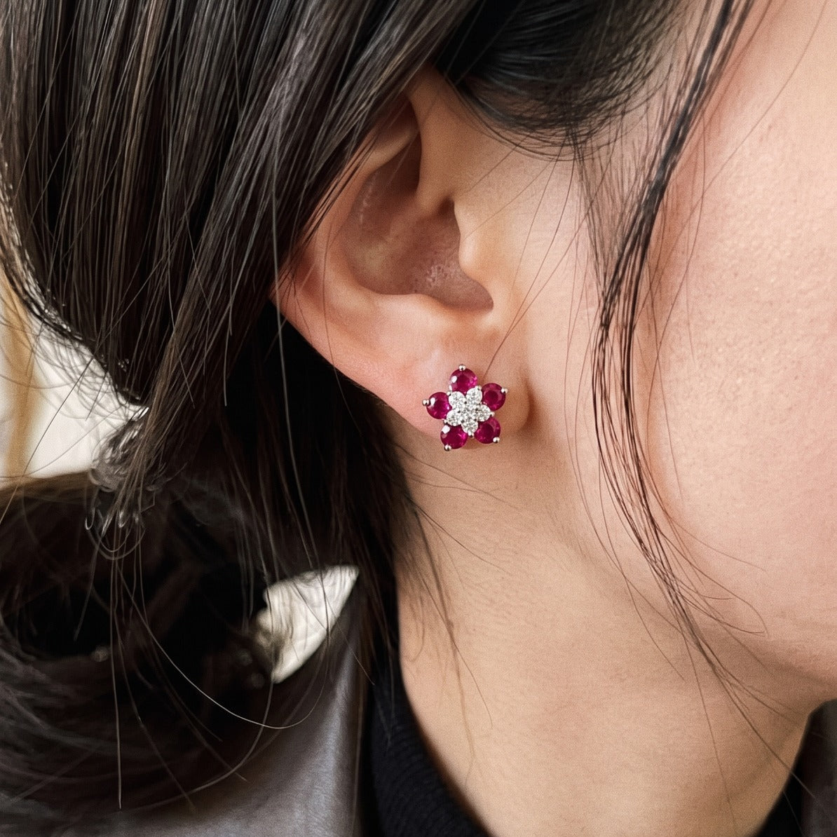 Charming Design Silver Plated Crystal Stones Earrings For Girls/women