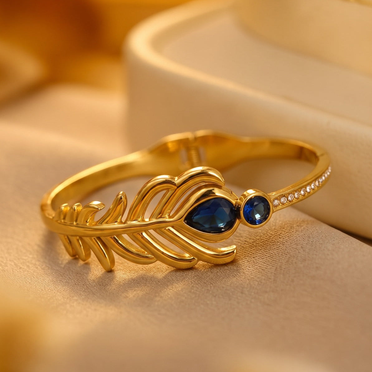 Luxury Unique Design Gold Plated Crystal Stone Bracelet For Girls/women