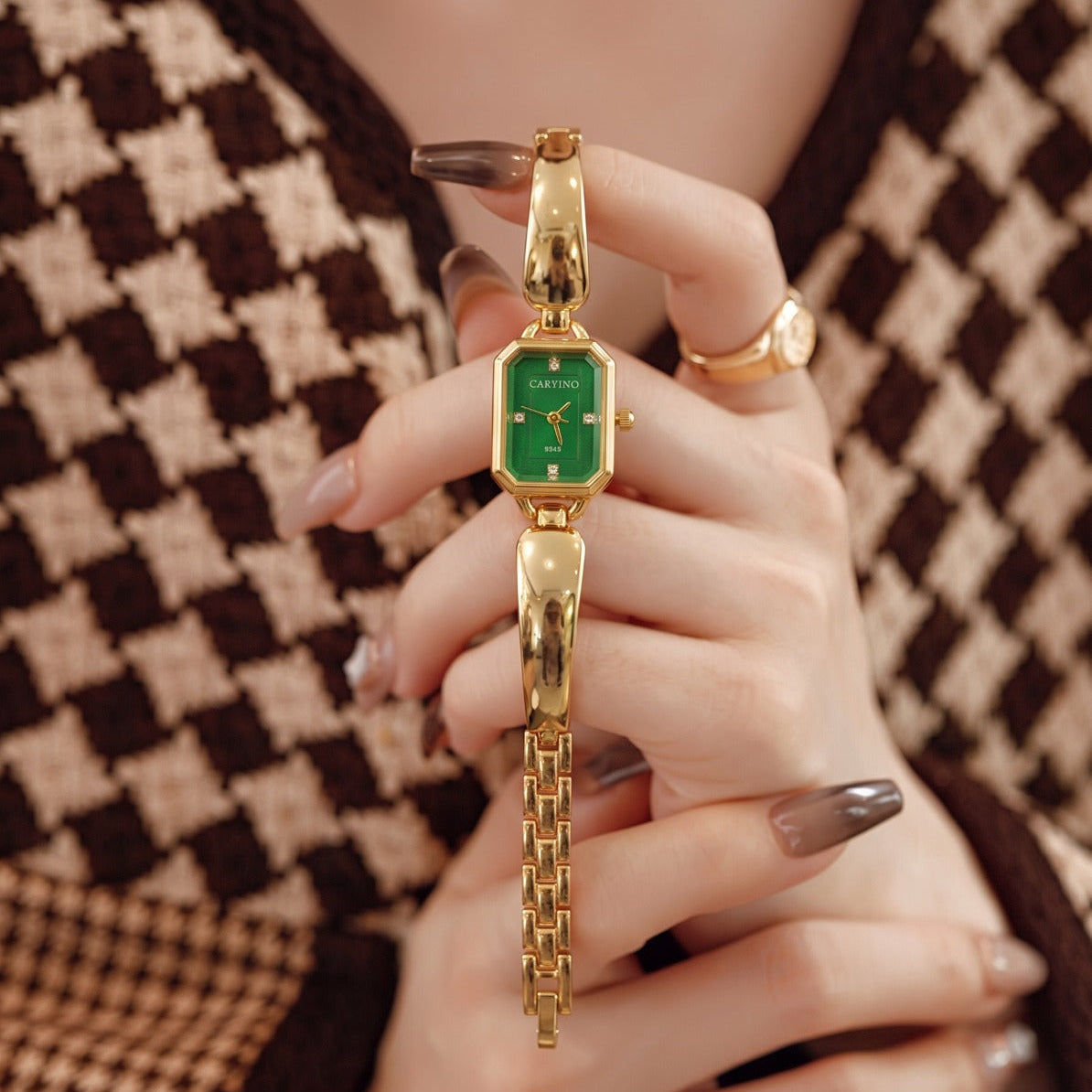 Sparkling Watch Design Gold Plated Crystal Stones Bracelet for Girls/Women