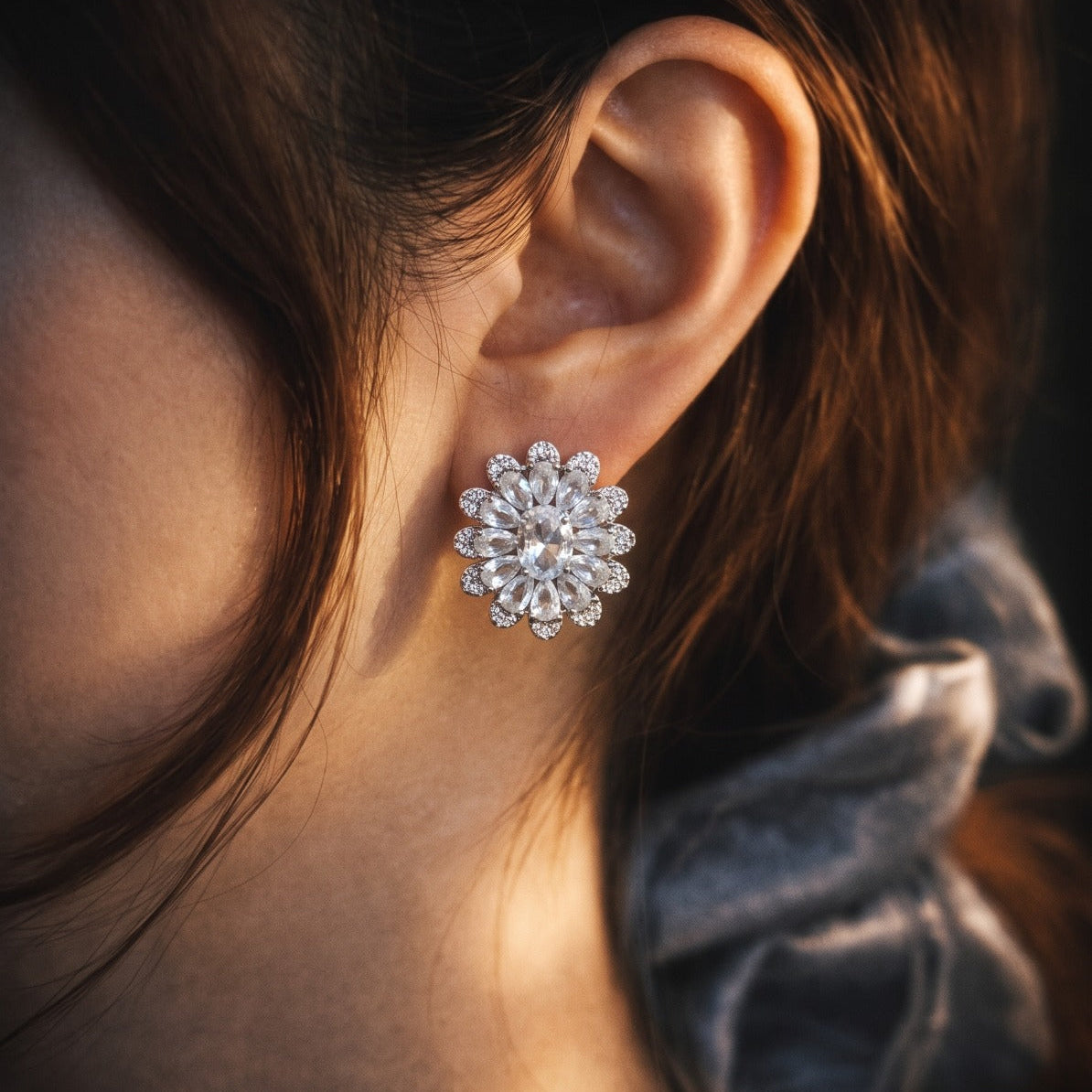 Stylish Design Silver Plated Crystal Stones Earring For Girls/women