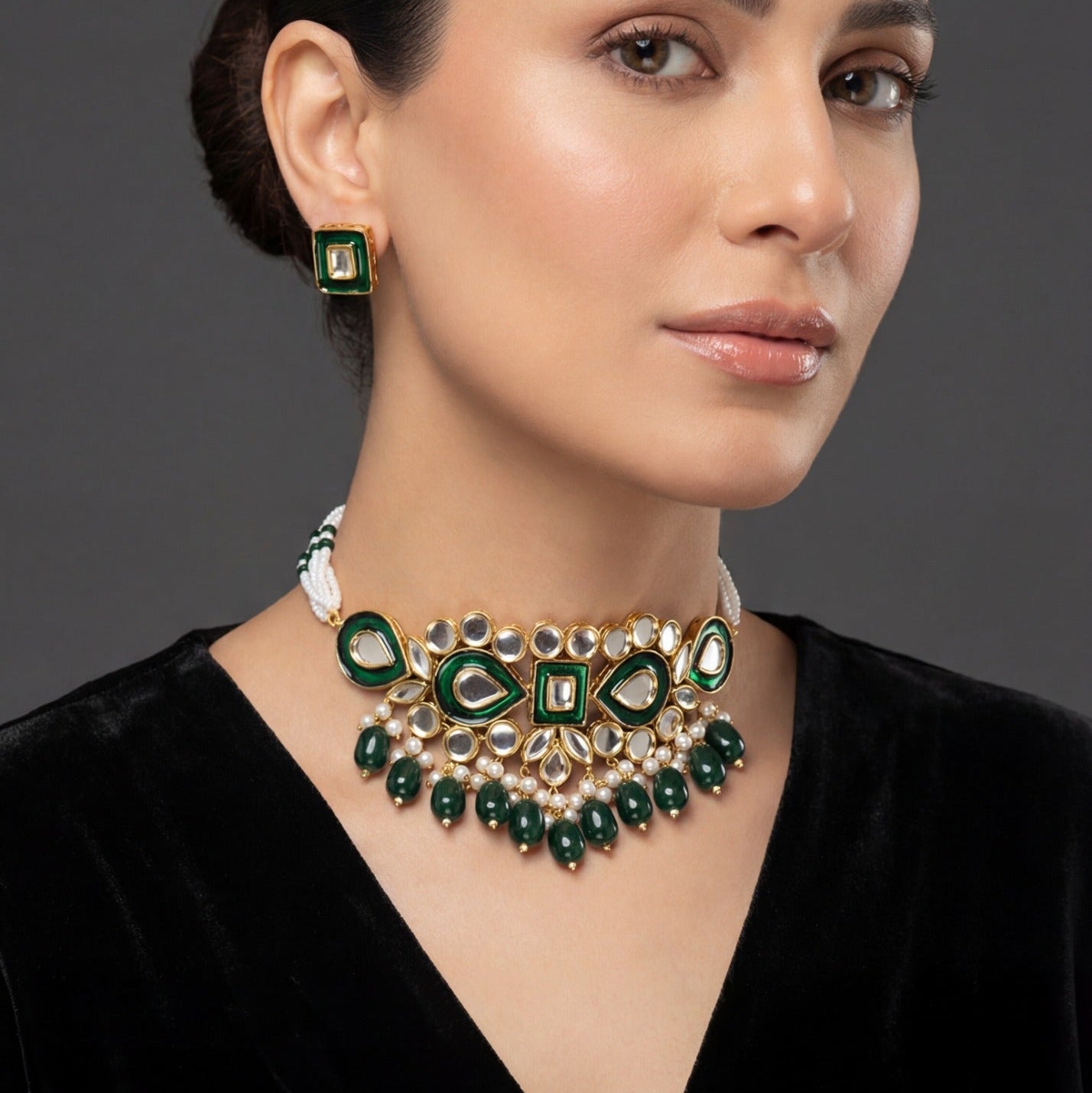 Sparkling Design Gold Plated Crystal Stones Kundan Necklace Set for Girls/Women