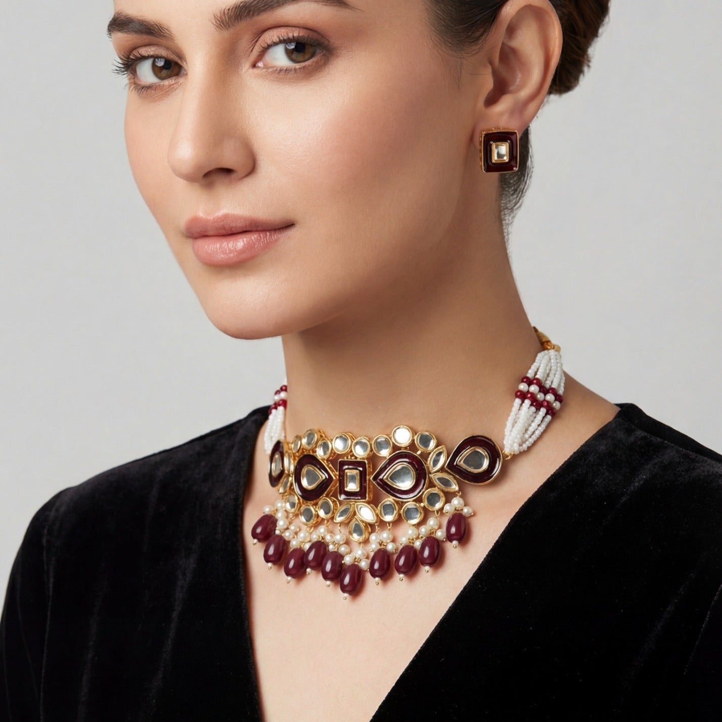 Sparkling Design Gold Plated Crystal Stones Kundan Necklace Set for Girls/Women