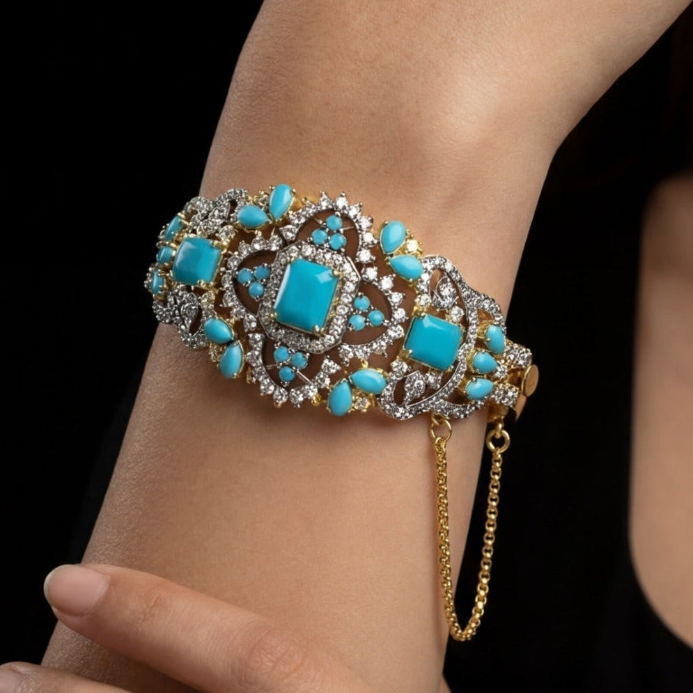 Beautiful Unique Design Gold Plated Crystal Stones Bangle for Girls/Women