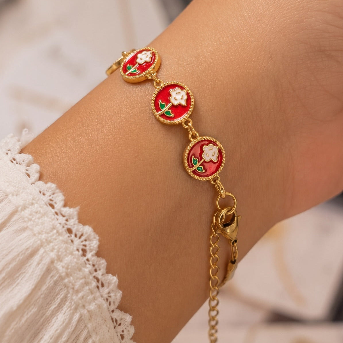 Luminous Flower Design Gold Plated Bracelet for Girls/Women