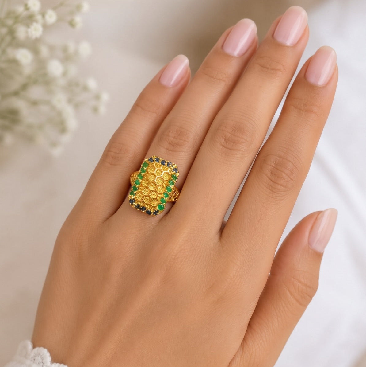 Charming Unique Design Gold Plated Crystal Stones Ring For Girls/women