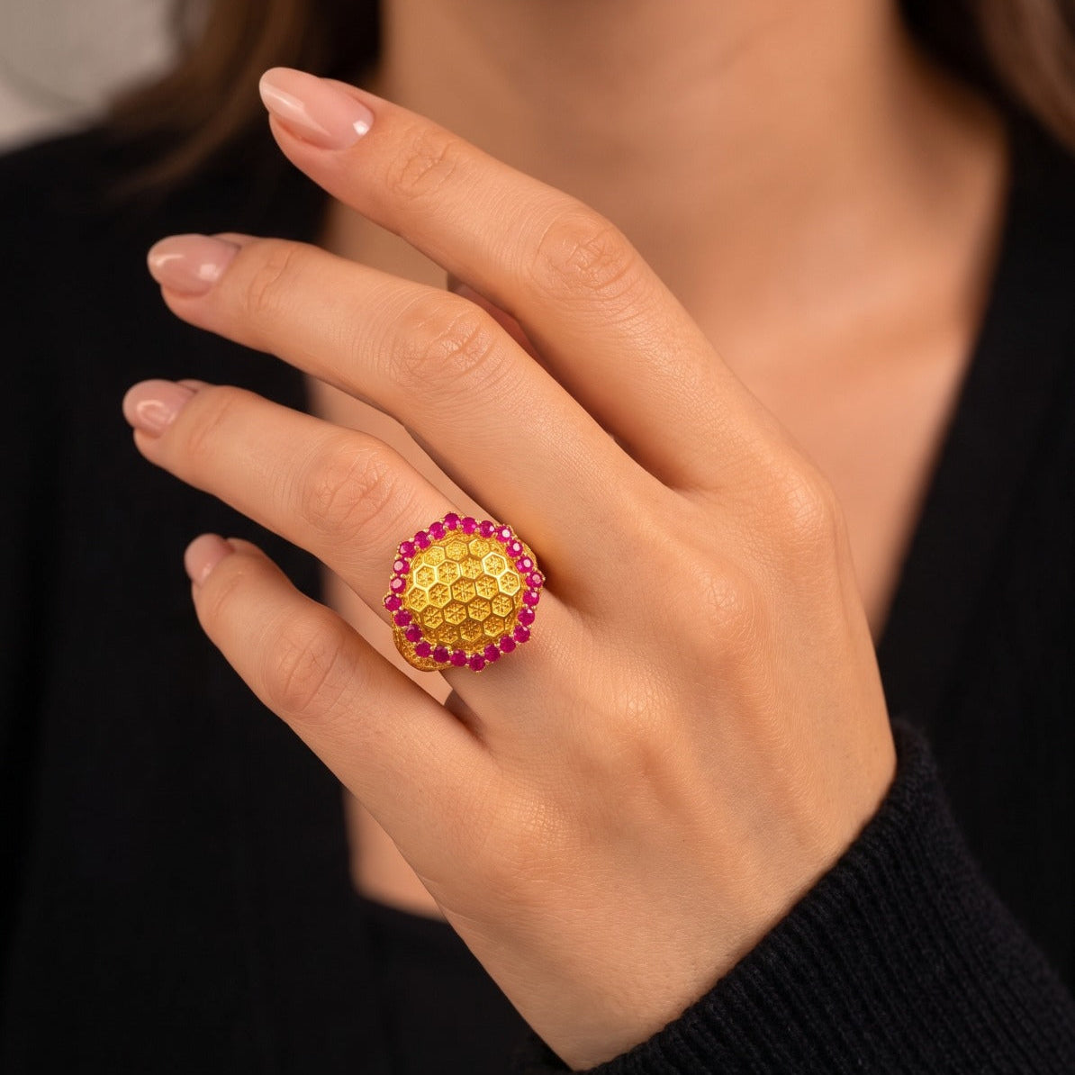 Luxury Design Gold Plated Crystal Stones Ring For Girls/women
