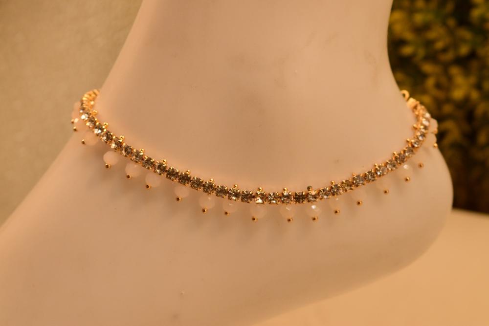 Glamorous Elegant Design Anklet for Girls/Women