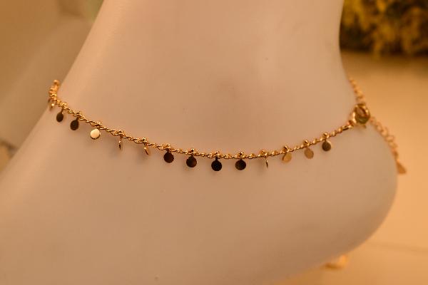 Stylish Unique Design Gold Plated Anklet for Girls/Women