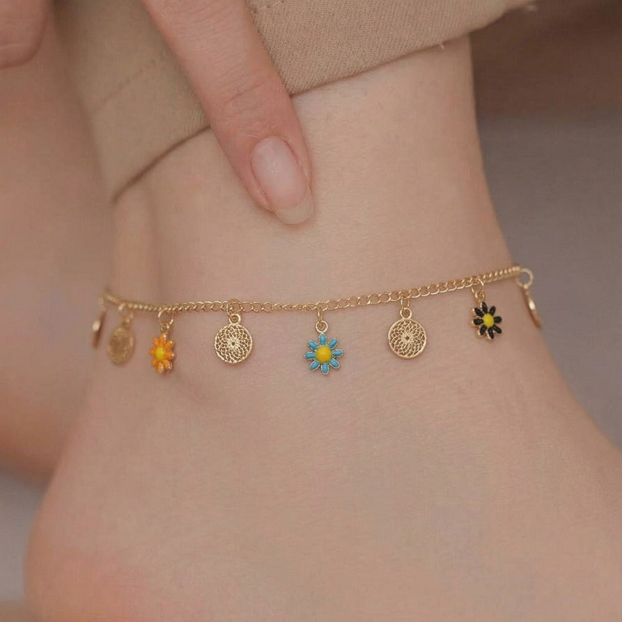Stylish Unique Design Gold Plated Multi Flowers Anklet for Girls/Women