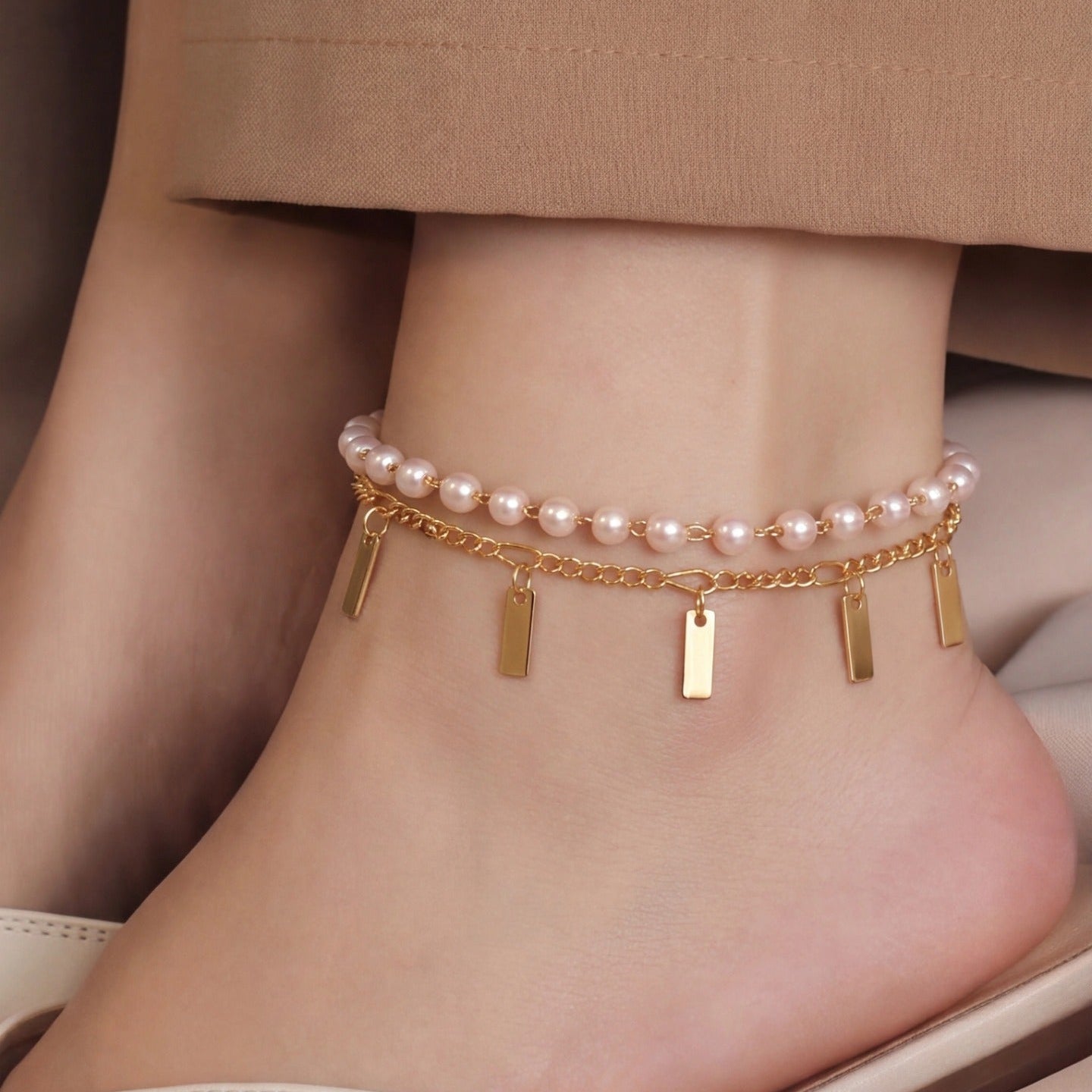 Charming Unique Design Gold Plated Pearls Anklet for Girls/Women