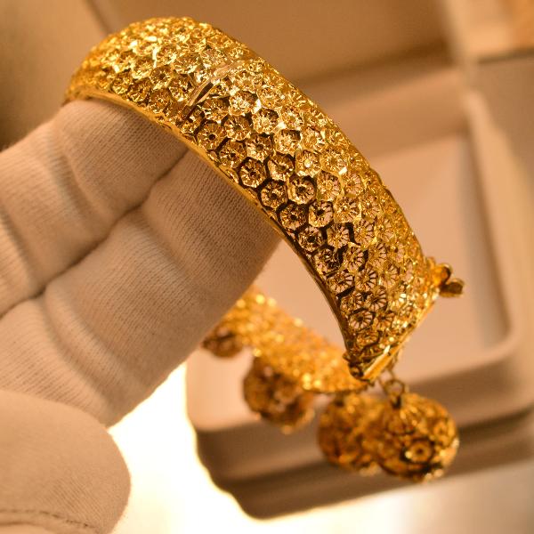 Luxury Unique Design Gold Plated Bracelet for Girls/Women