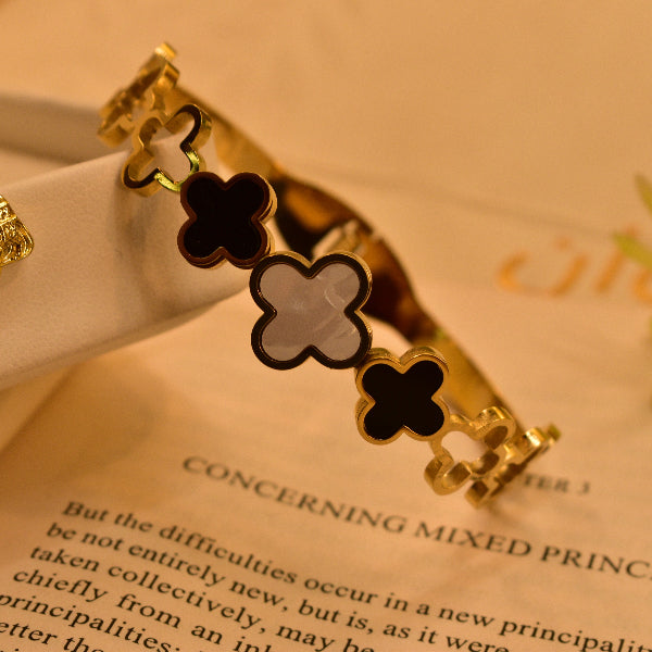 Luminous Unique Design Gold Plated Bracelet for Girls/Women