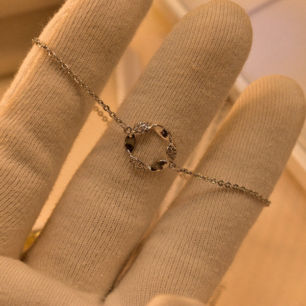 Beautiful Unique Design Crystal Stones Bracelet for Girls/Women