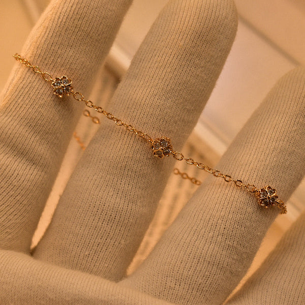 Glamorous Design Gold Plated Crystal Stones Bracelet for Girls/Women