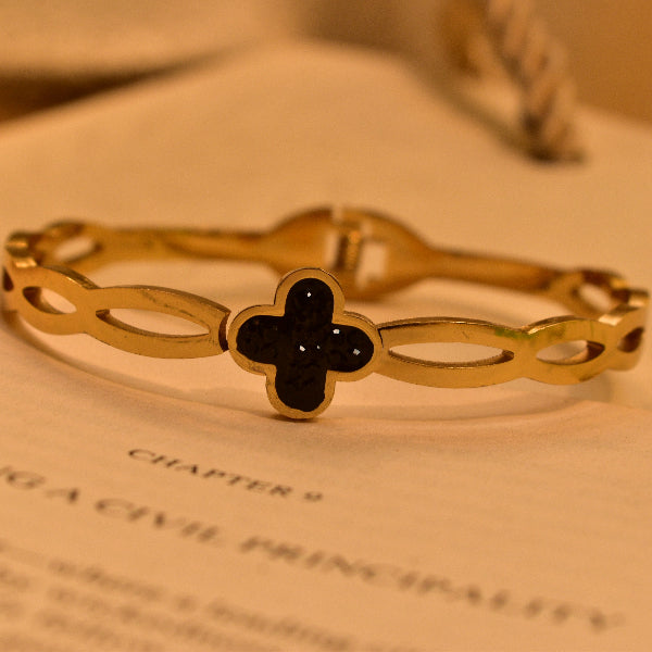 Elegant Unique Design Gold Plated Real Stones Bracelet for Girls/Women