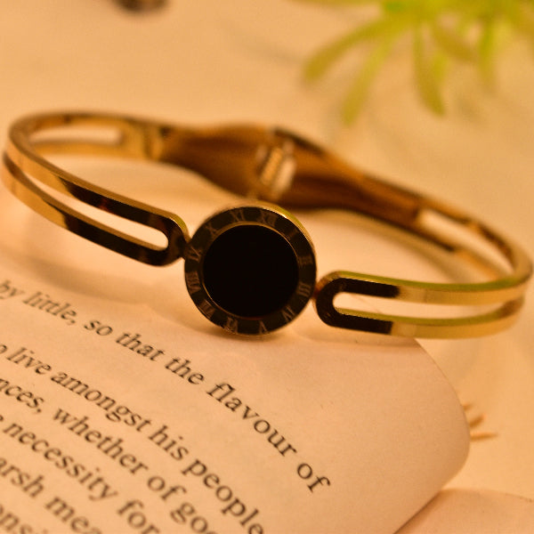 Gorgeous Unique Design Gold Plated Real Stone Bracelet for Girls/Women