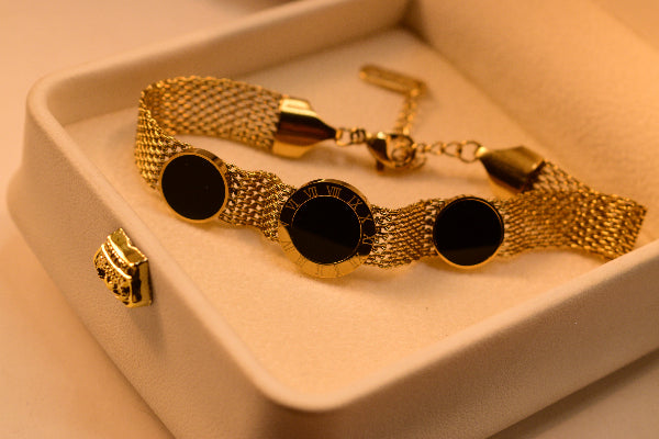 Gorgeous Unique Design Gold Plated Real Stones Bracelet for Girls/Women