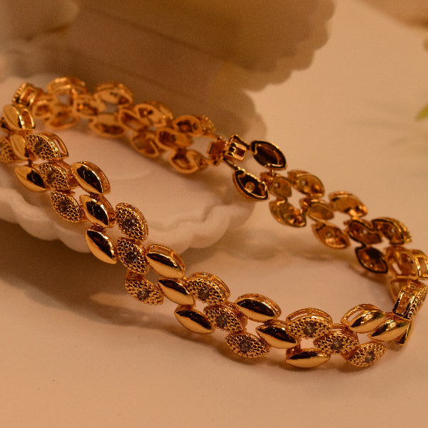 Elegant Unique Design Gold Plated Crystal Stones Bracelet for Girls/Women