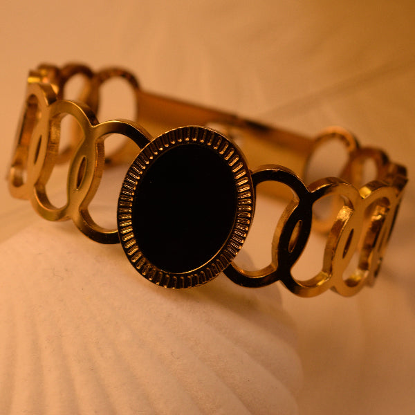 Charming Unique Design Gold Plated Real Stone Bracelet for Girls/Women