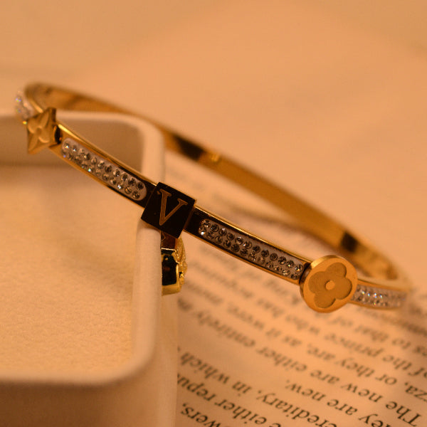 Luminous Unique Design Gold Plated Crystal Stones Bracelet for Girls/Women