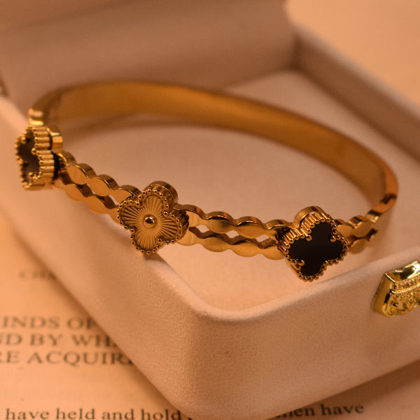 Charming Unique Design Gold Plated Bracelet for Girls/Women