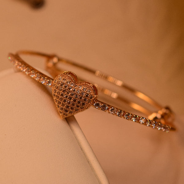 Stylish Design Gold Plated Crystal Stones Bracelet for Girls/Women