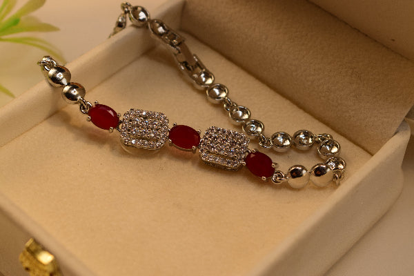 Beautiful Design Silver Plated Crystal Stones Bracelet for Girls/Women