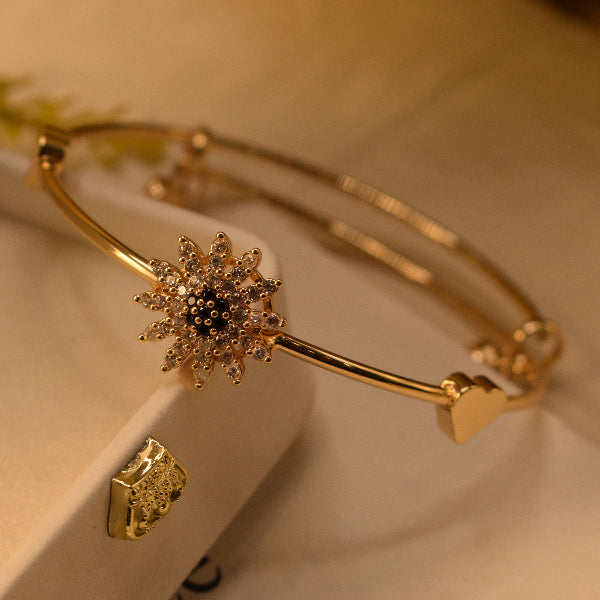 Luminous Unique Design Gold Plated Crystal Stones Bracelet for Girls/Women