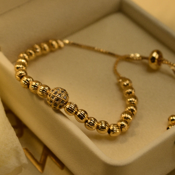 Stylish Design Gold Plated Bracelet for Girls/Women