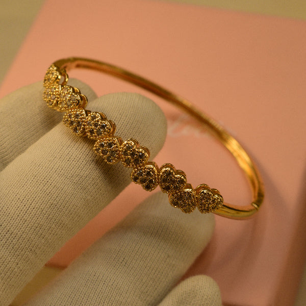 Beautiful Unique Heart Design Gold Plated Crystal Stones Bracelet for Girls/Women