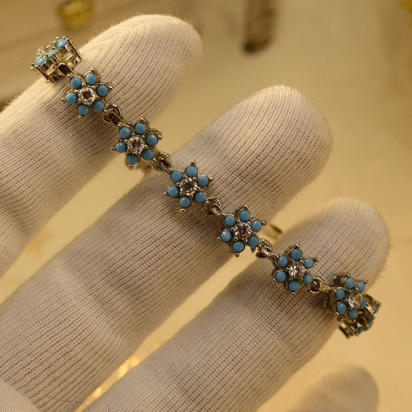 Stylish Unique Design Silver Plated Crystal Stones Bracelet for Girls/Women