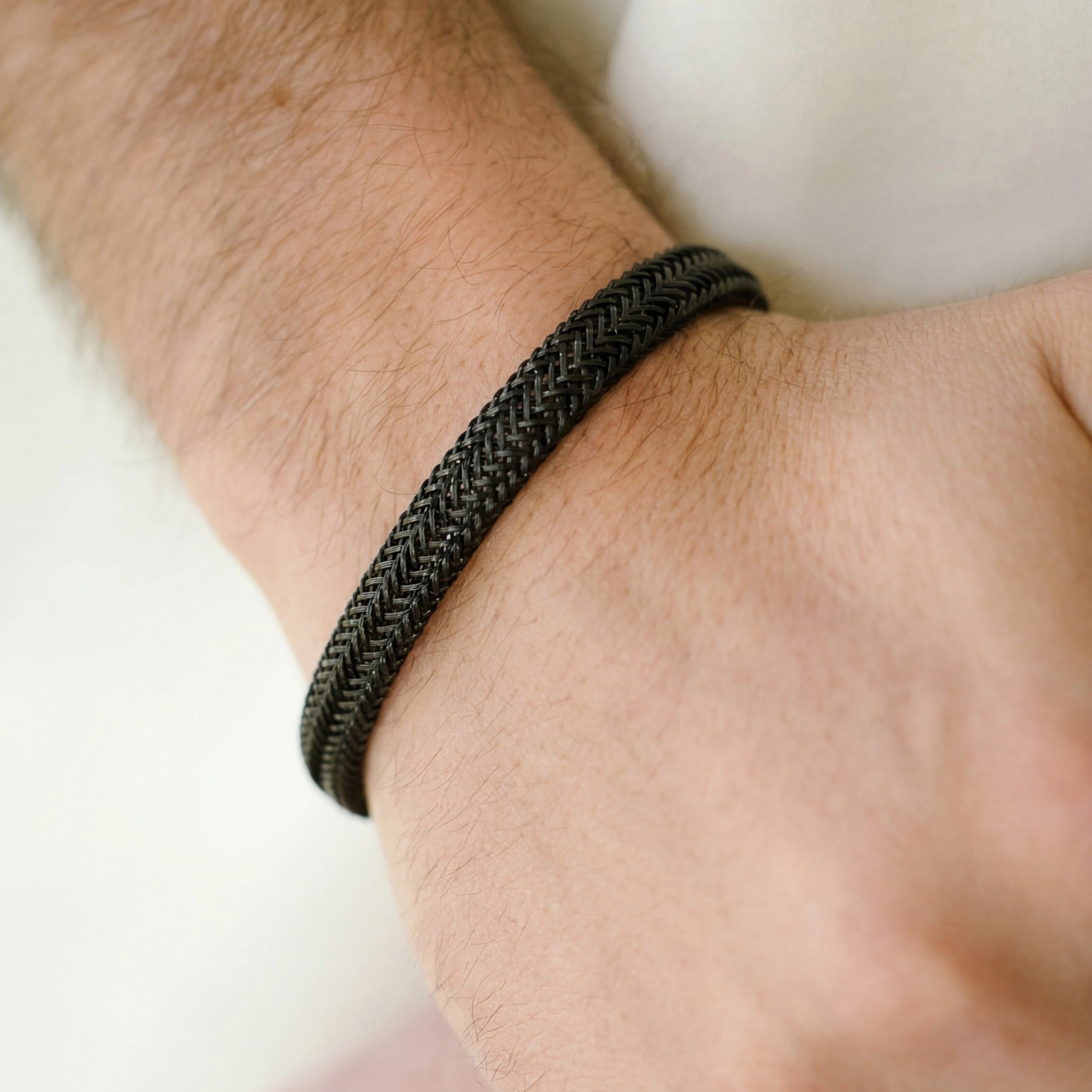 Glamorous Unique Design Chain Bracelet for Men